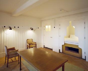 Lloyd Hotel & Cultural Embassy