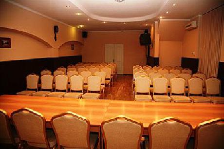 AMAKS Congress Hotel