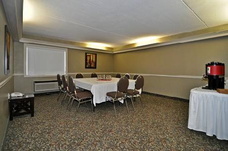BEST WESTERN PLUS Mariposa Inn & Conference Centre
