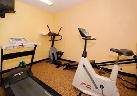 MainStay Suites Pittsburgh Airport