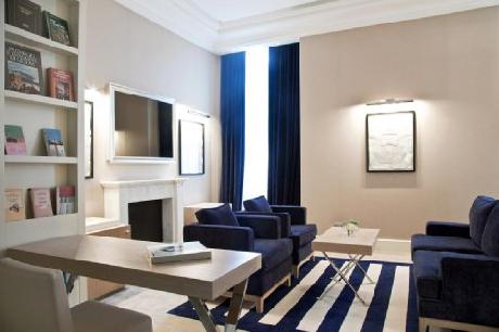 THE FIRST Luxury Art Hotel Rome