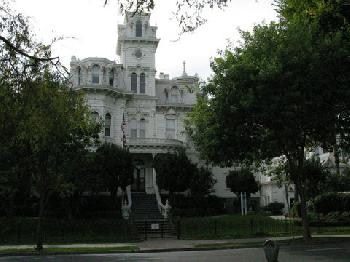 Holiday Inn Express SACRAMENTO CONVENTION CENTER