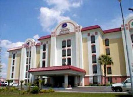 Comfort Suites University