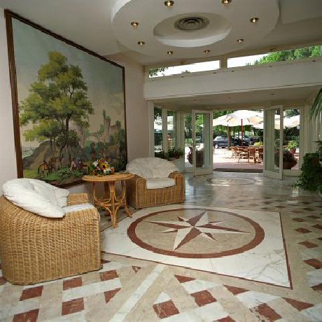 Versilia Palace Hotel