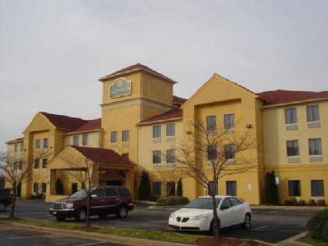 La Quinta Inn & Suites Locust Grove