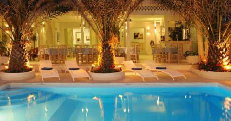 Alesahne Beach Hotel