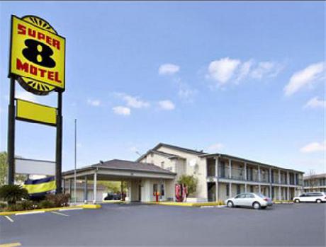 Super 8 San Antonio/ATT Center/Coliseum Area