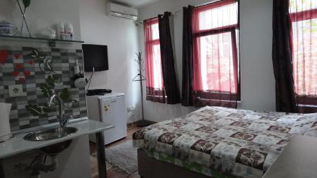 Roncalli Hotel and Suites