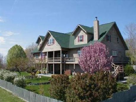 Greenwoods Bed & Breakfast Inn