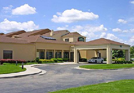 Courtyard Kansas City Overland Park/Metcalf, South of College Boulevard