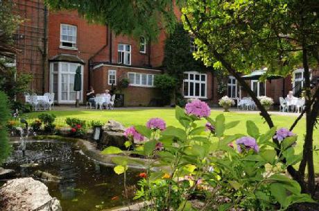 BEST WESTERN Crown Hotel