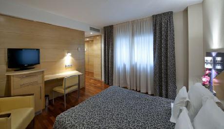 Sansi Diputacio Hotel