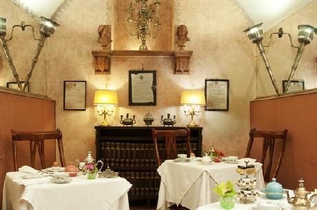 Petit Palais Hotel de Charme