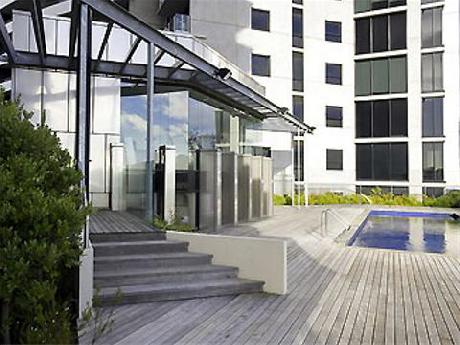 Grand Mercure Apartments Docklands