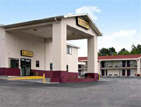 Super 8 Locust Grove