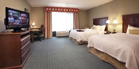 Hampton Inn  Suites Columbus Polaris