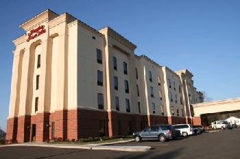 Hampton Inn  SuitesKnoxvilleNorth I75