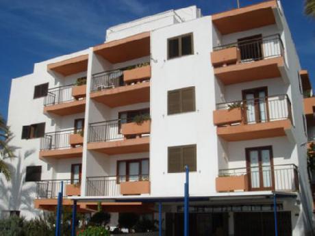 Apartamentos Llevant