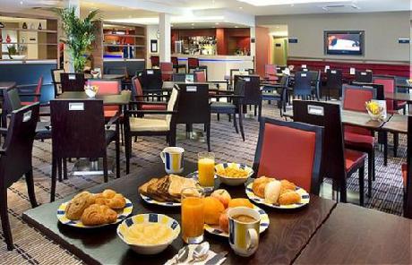 Holiday Inn Express BIRMINGHAM OLDBURY M5, JCT.2