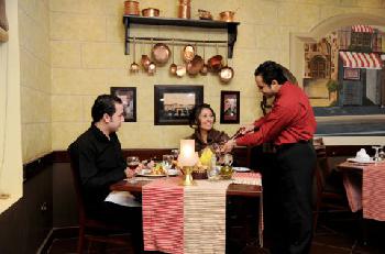 Grand Pyramids Hotel