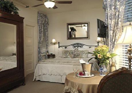 Washington Square Inn