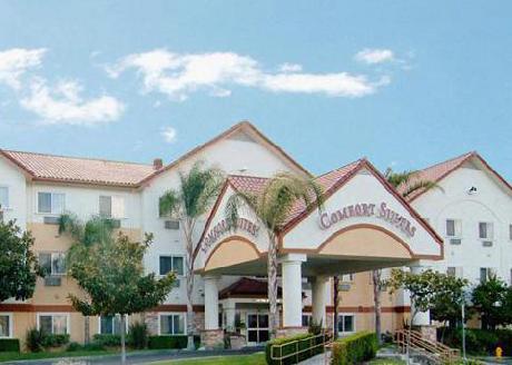 Comfort Suites Near Six Flags Magic Mountain