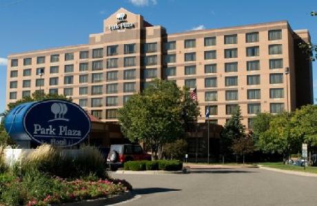 Park Plaza Bloomington