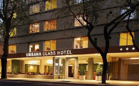 Urbana Class Hotel