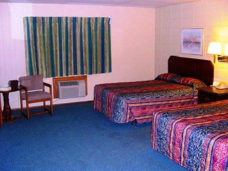 Grand Inn Moorhead