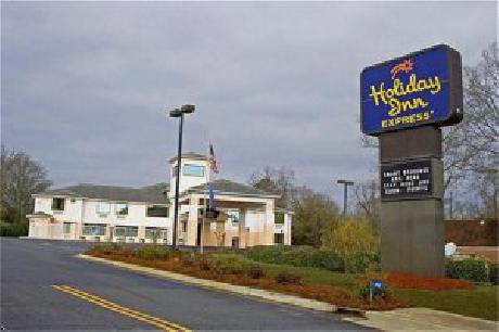 Holiday Inn Express SANDERSVILLE