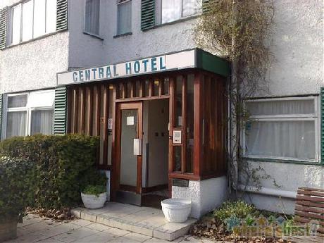 Central Hotel