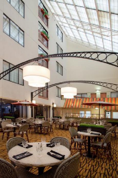 Holiday Inn BOSTON-BROOKLINE