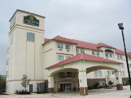 La Quinta Inn & Suites San Antonio Fiesta TX