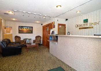 Quality Inn I-5 Naval Base