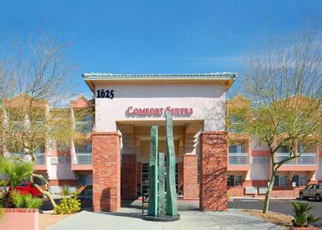 Comfort Suites Airport