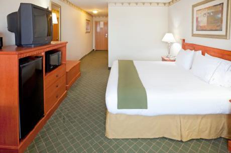 Holiday Inn Express Hotel & Suites PHARR