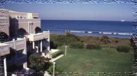 Royal Mansions Resort