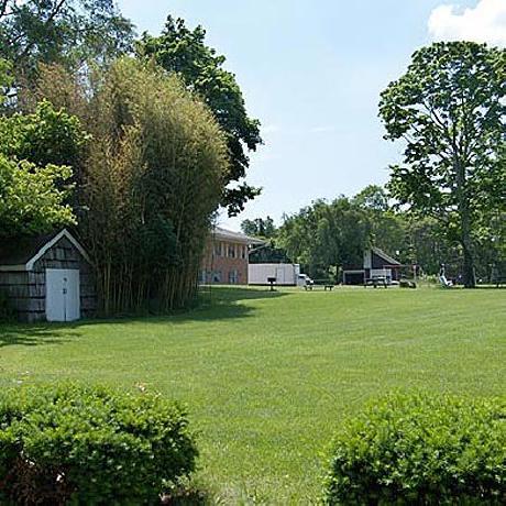 Budget Host East End Riverhead