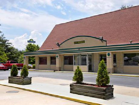 Days Inn Asheville Airport