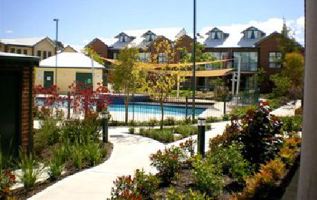 BEST WESTERN PLUS Ascot Serviced Apartments