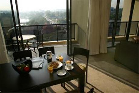 Meriton Westport Apartments