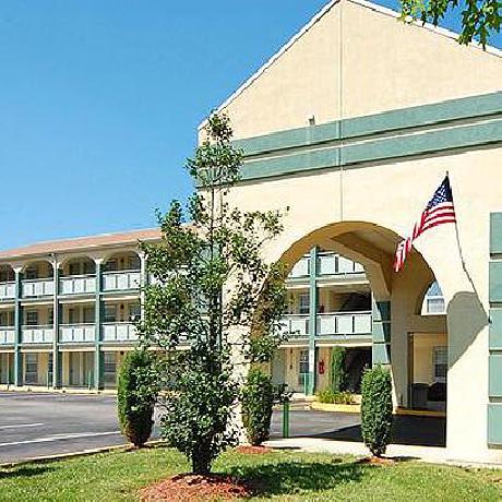 Plum Tree Inn Williamstown