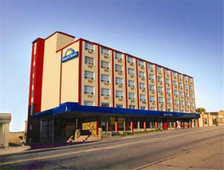 Days Inn - Sudbury