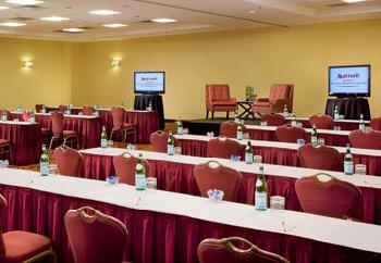 Dallas Marriott Suites Market Center