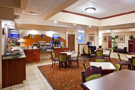 Holiday Inn Express Hotel & Suites DAYTON-HUBER HEIGHTS
