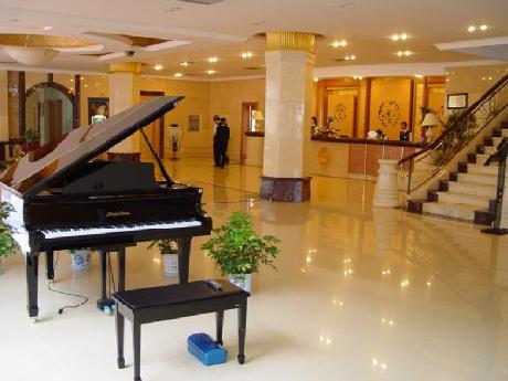 Phoenix Hotspring Hotel