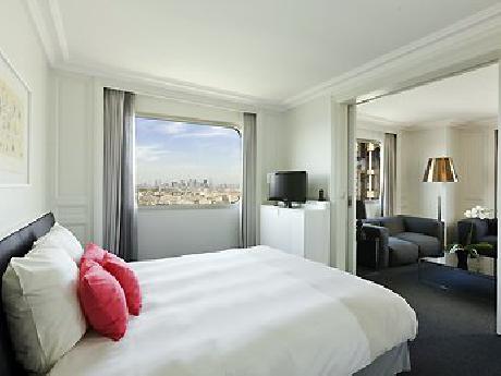 Novotel Paris Tour Eiffel