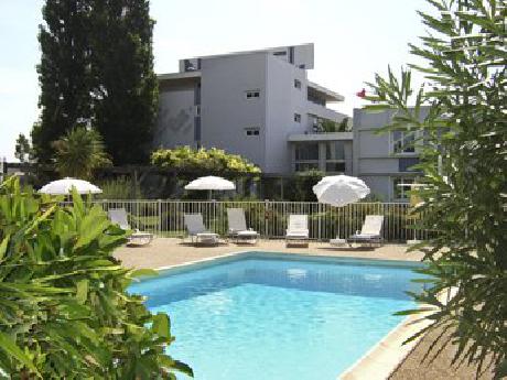 Novotel Aeroport Porte de Marseille