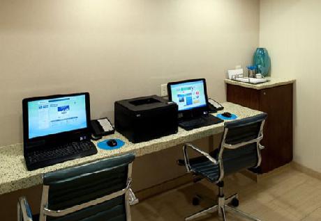 SpringHill Suites Alexandria Tech Center