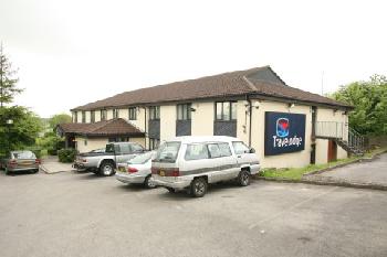 Travelodge Cardiff Llanedeyrn